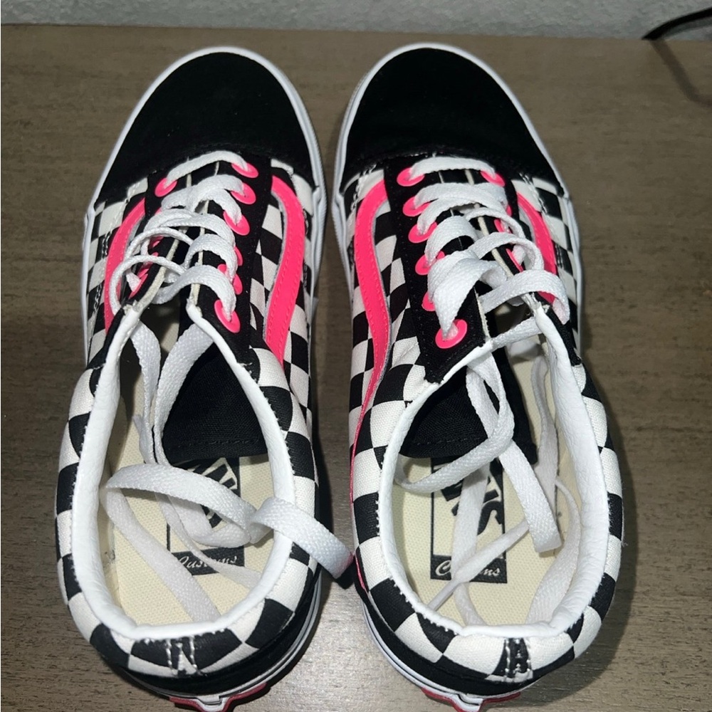 Vans Black and White Checkered Sneakers with Pink Highlights - Picture 4 of 5